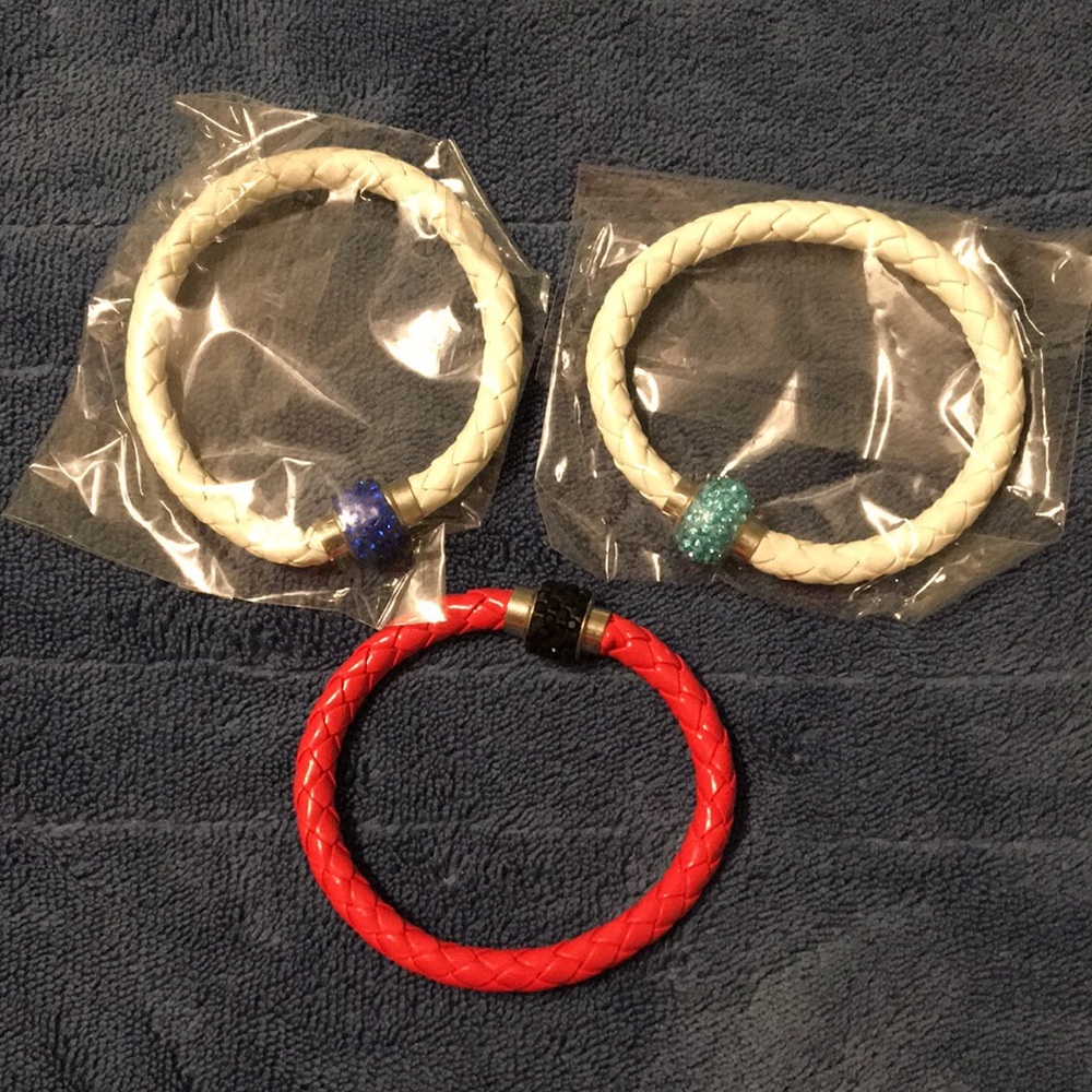 3 New beautiful charm bead bracelets. White, blue, red, turquoise.